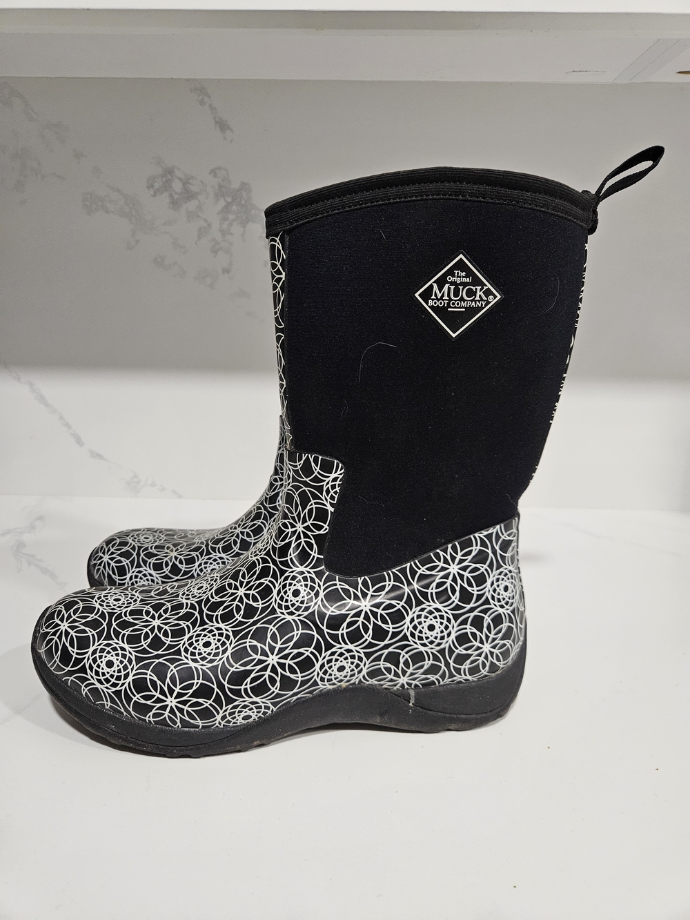 Muck Original Boot Arctic Weekend Mid-Calf Boots Fleece Lined Sz 10 Black White